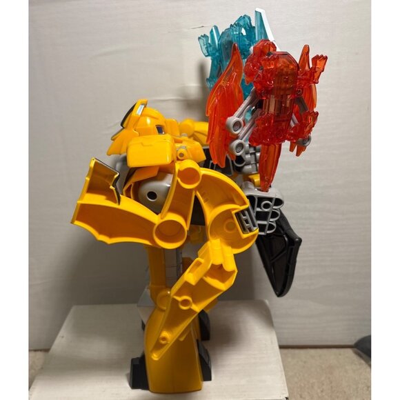 Rescue Bots Knight Watch Bumblebee Transformers Playskool Heroes Hasbro TOMY - Picture 3 of 9